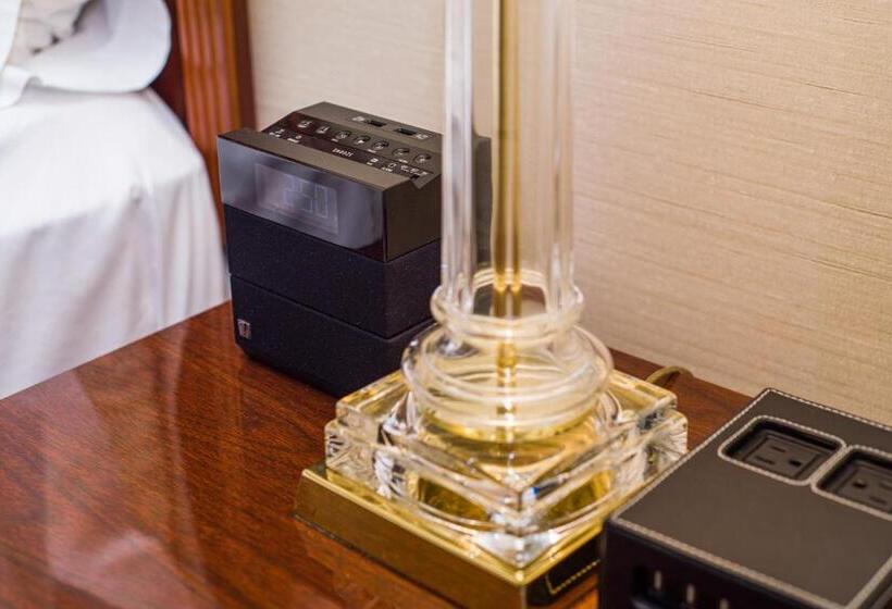 חדר סטנדרט מותאם לאדם עם מוגבלויות, Mayflower Park