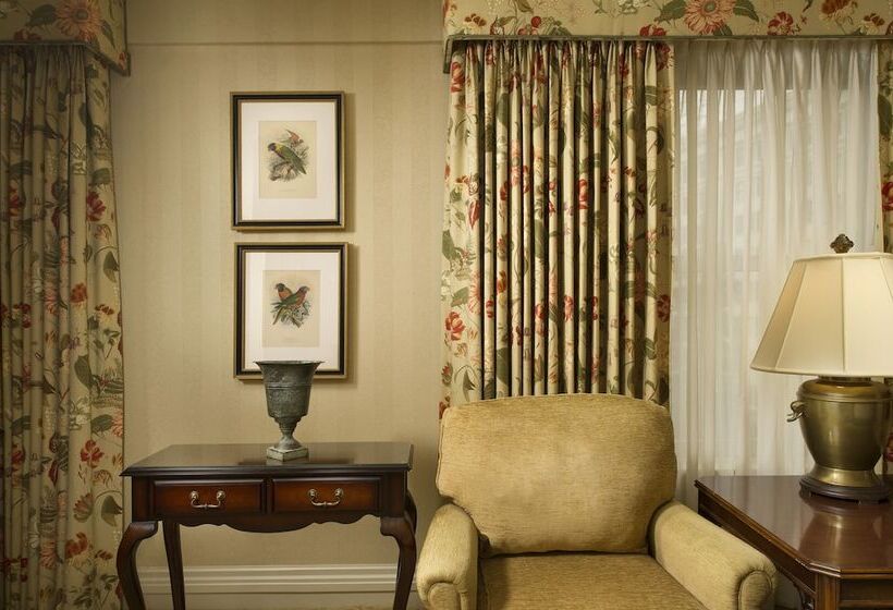 חדר דלוקס, Mayflower Park