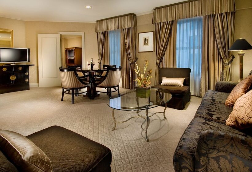 סוויטה אקזקיוטיב, Mayflower Park