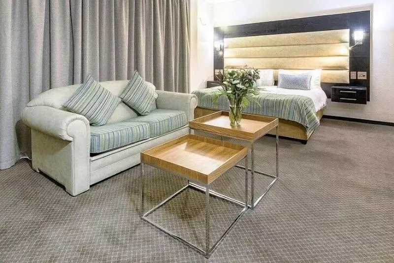 اتاق لوکس با تخت بزرگ, Mayflower Park
