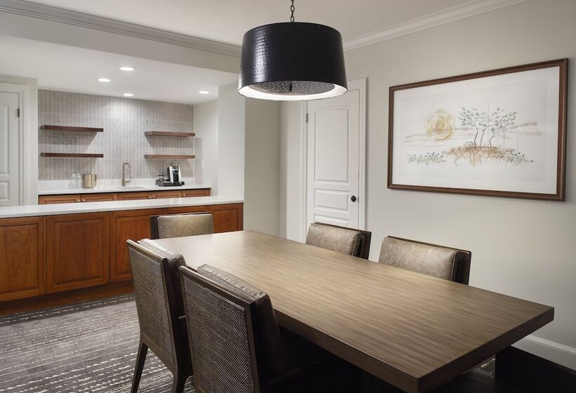 جناح بريميوم, Omni La Mansion Del Rio