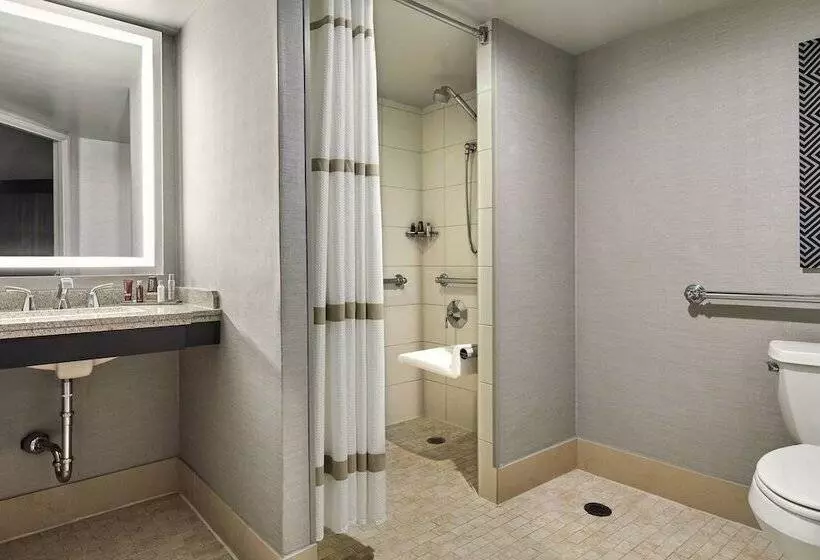 2ダブルベッドのスタンダードルーム, Portland Marriott Downtown Waterfront