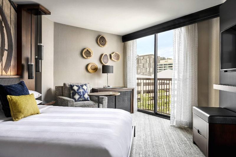 Номер Клуб, Portland Marriott Downtown Waterfront