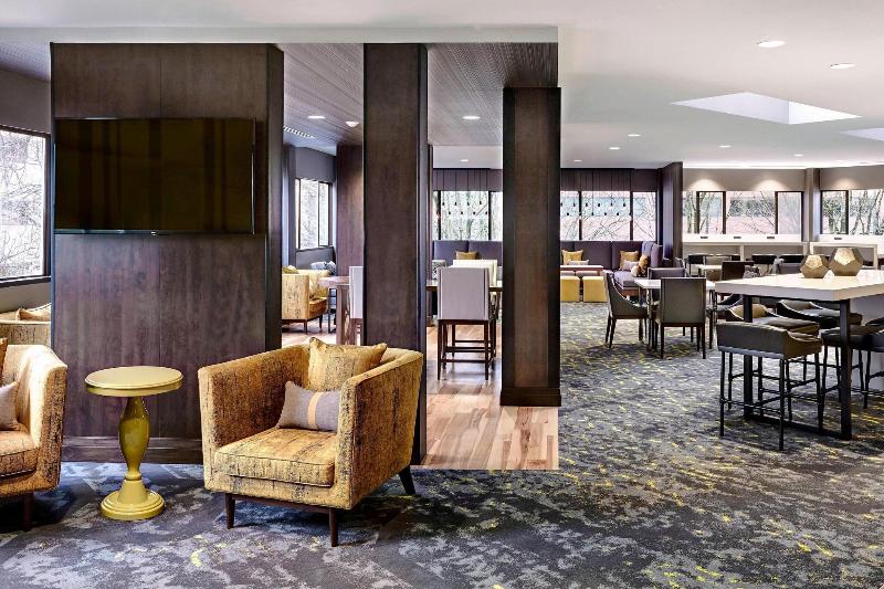 Номер Клуб Кровать Кинг, Portland Marriott Downtown Waterfront