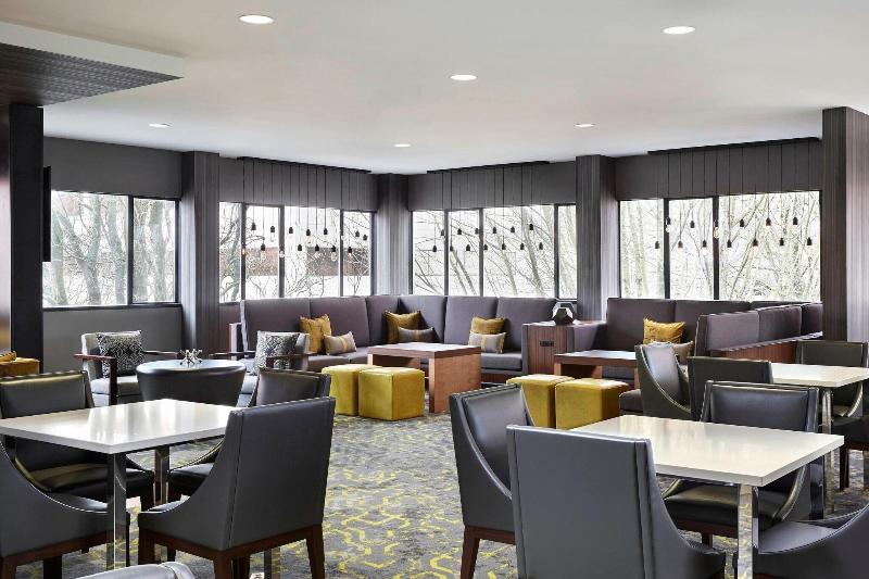 Номер Клуб Кровать Кинг, Portland Marriott Downtown Waterfront