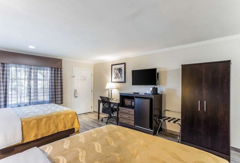 Номер Deluxe, Quality Inn Escondido Downtown