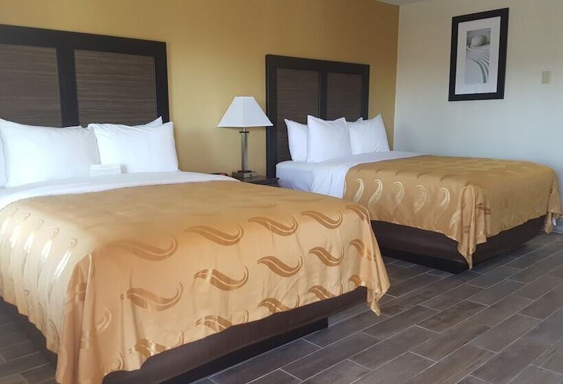 Номер Deluxe, Quality Inn Escondido Downtown