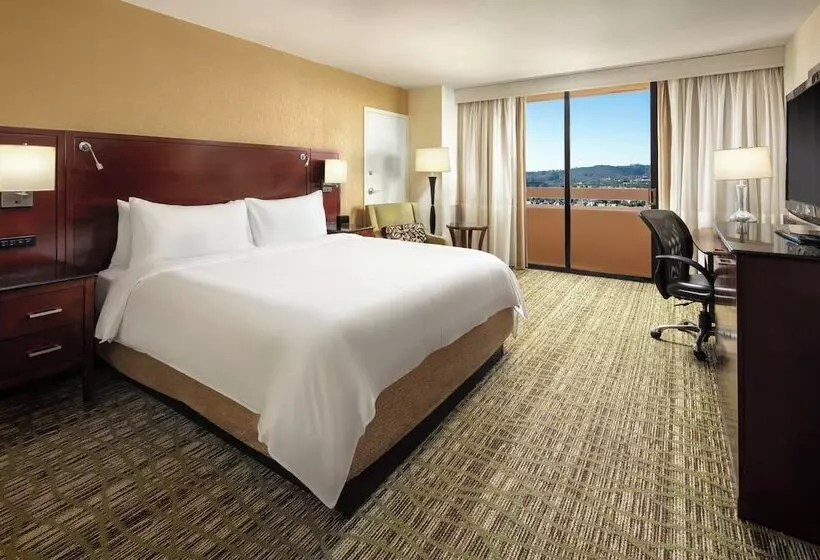 ダブルベッドスタンダードルーム, San Diego Marriott La Jolla