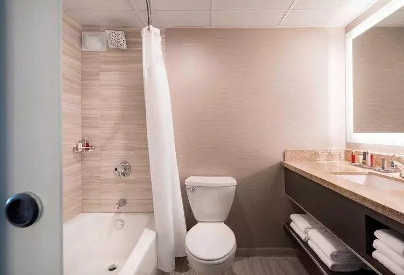 اتاق استاندارد با 2 تخت دوبل, San Francisco Airport Marriott Waterfront