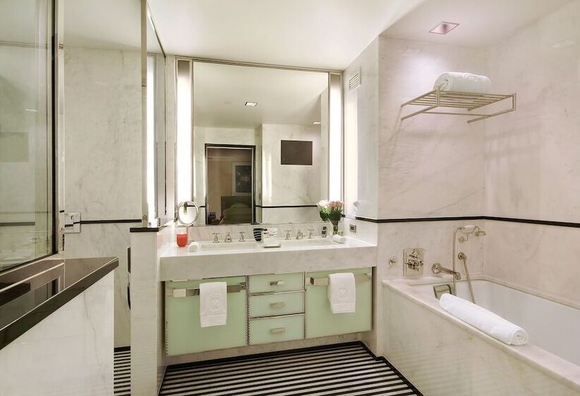 高级内部房间, The Mark New York