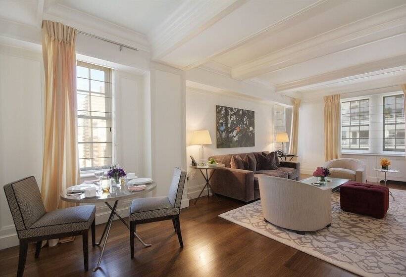 带2个卧室的套房, The Mark New York