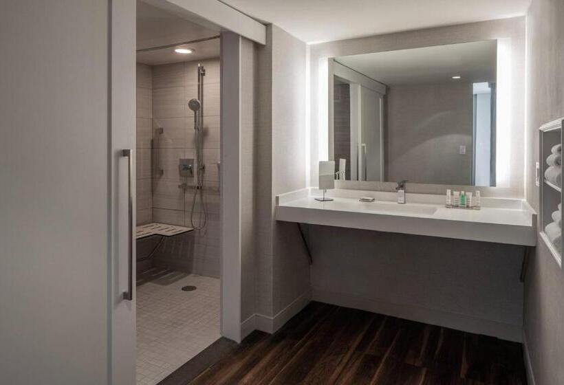 غرفة تنفيذية, Tysons Corner Marriott