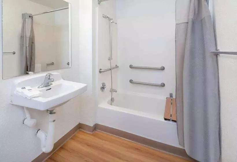 اتاق استاندارد برای معلولان, Motel 6arcadia, Ca  Los Angeles  Pasadena Area