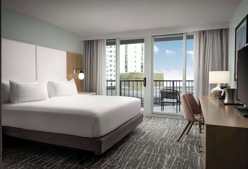 キングサイズベッドのスタンダードルーム, Hilton Myrtle Beach Resort