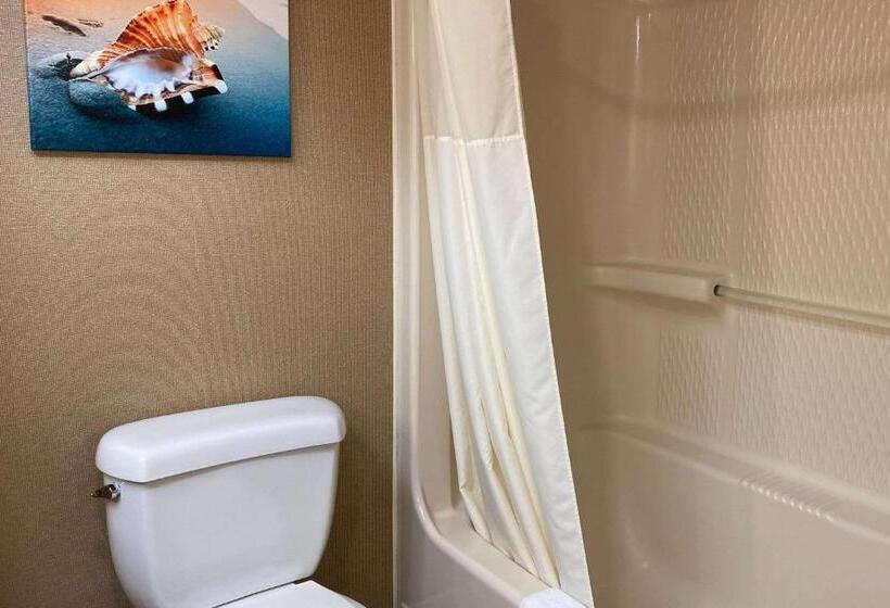 غرفة قياسية, Clarion Hotel & Conference Center