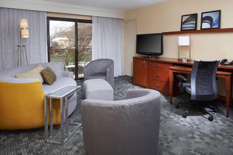 套房, Courtyard By Marriott Rockford