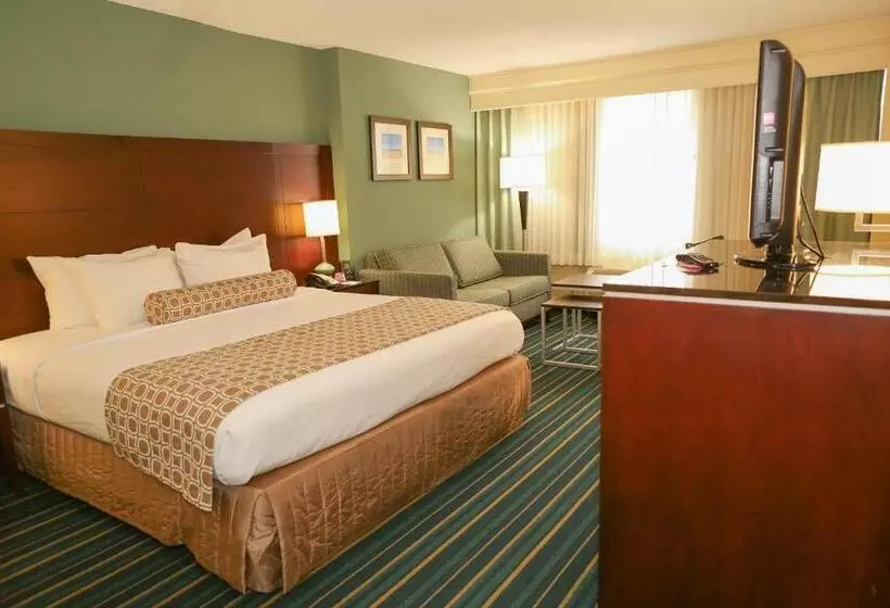 スタンダードルーム, Crowne Plaza Virginia Beach Town Center By Ihg