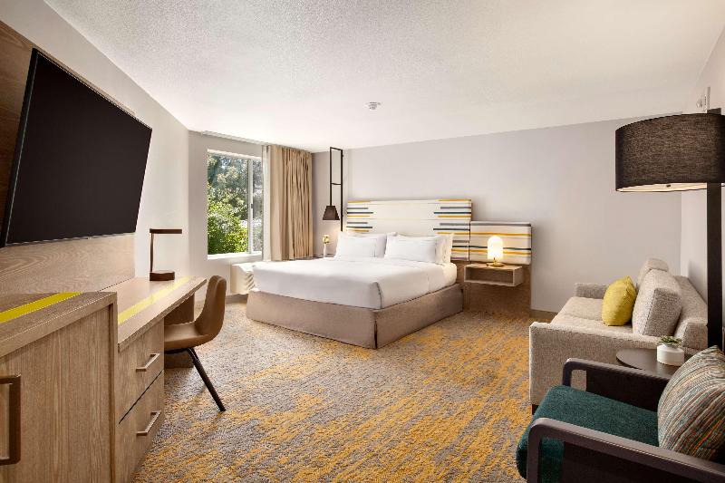 Стандартный Номер Кровать Кинг, Doubletree By Hilton Campbell  Pruneyard Plaza