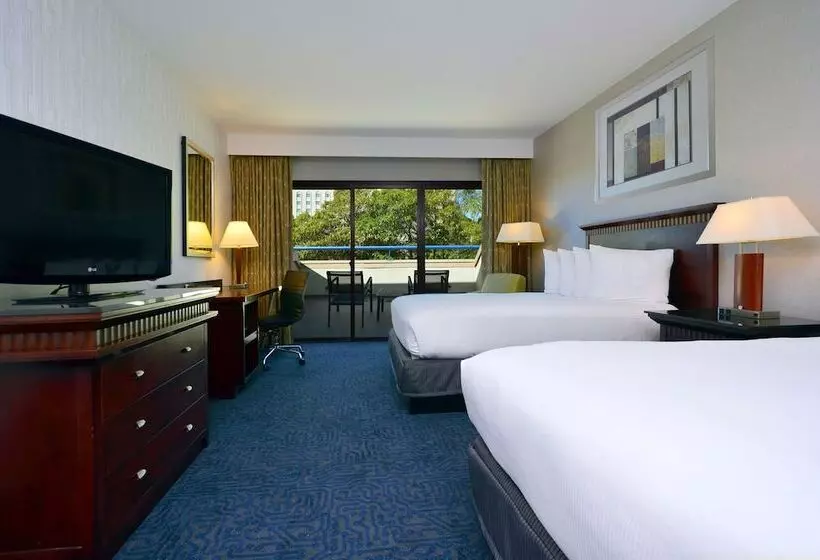 اتاق استاندارد با 2 تخت دوبل, Doubletree By Hilton Newarkfremont