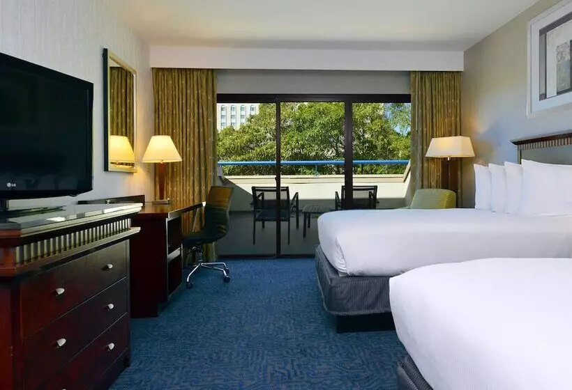 اتاق استاندارد با 2 تخت دوبل, Doubletree By Hilton Newarkfremont