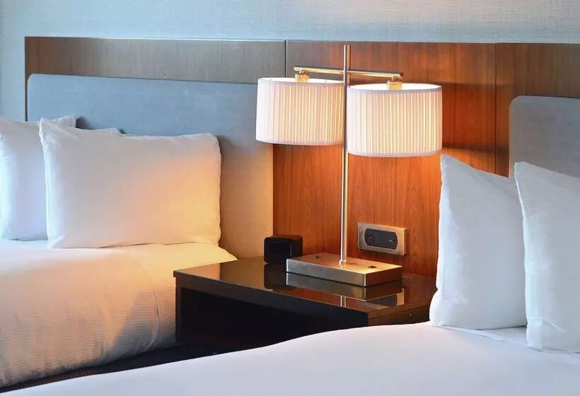اتاق استاندارد با 2 تخت دوبل, Doubletree By Hilton Newarkfremont