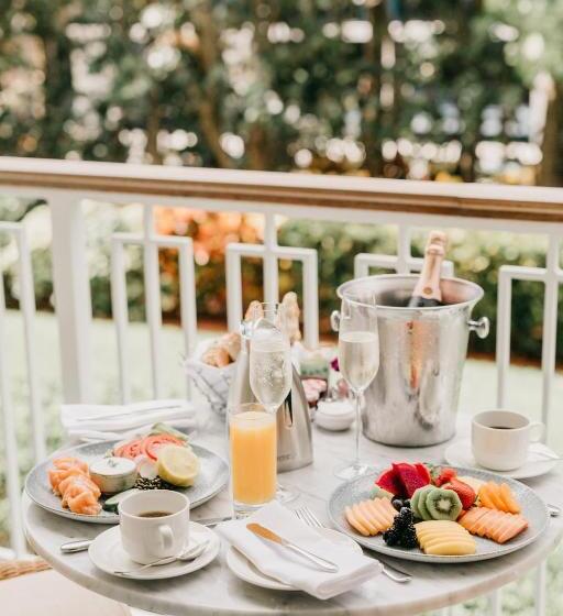 غرفه قياسيه سريرين مزدوجين, Four Seasons Resort Palm Beach