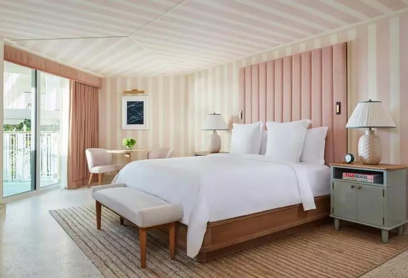 キャビン, Four Seasons Resort Palm Beach