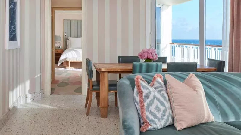 سوییت, Four Seasons Resort Palm Beach