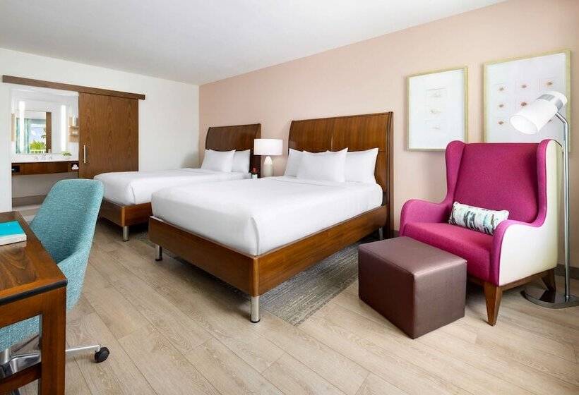 ２ダブルベッドのスタンダードルーム, Hilton Garden Inn Key West / The Keys Collection