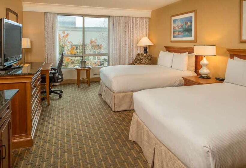 غرفه قياسيه سريرين مزدوجين, Hilton Oakland Airport