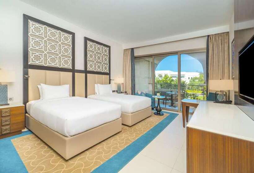 غرفه قياسيه سريرين مزدوجين, Hilton Oakland Airport