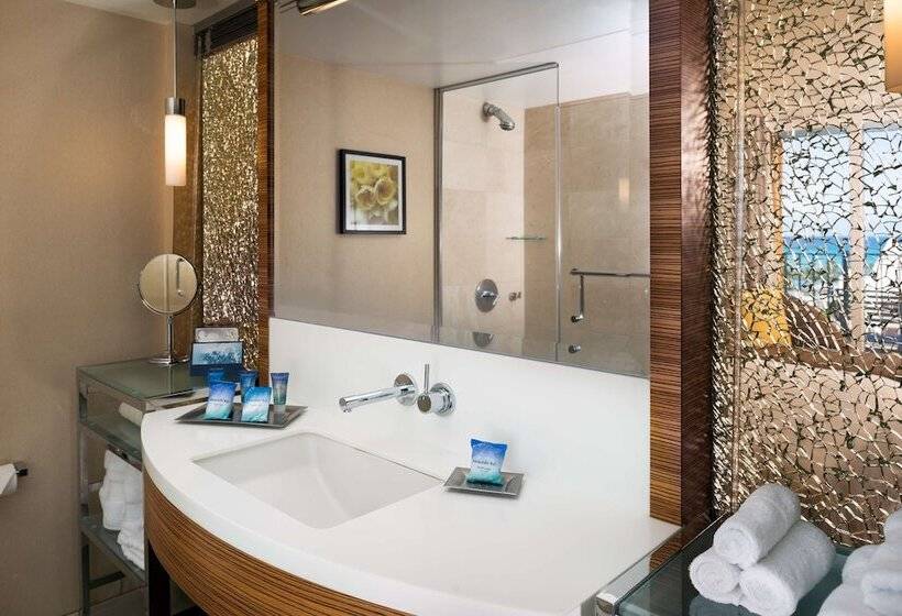 סוויטה, Hilton Waikiki Beach Resort & Spa