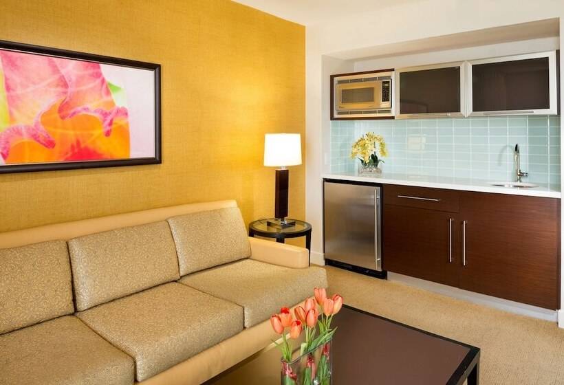 סוויטה, Hilton Waikiki Beach Resort & Spa