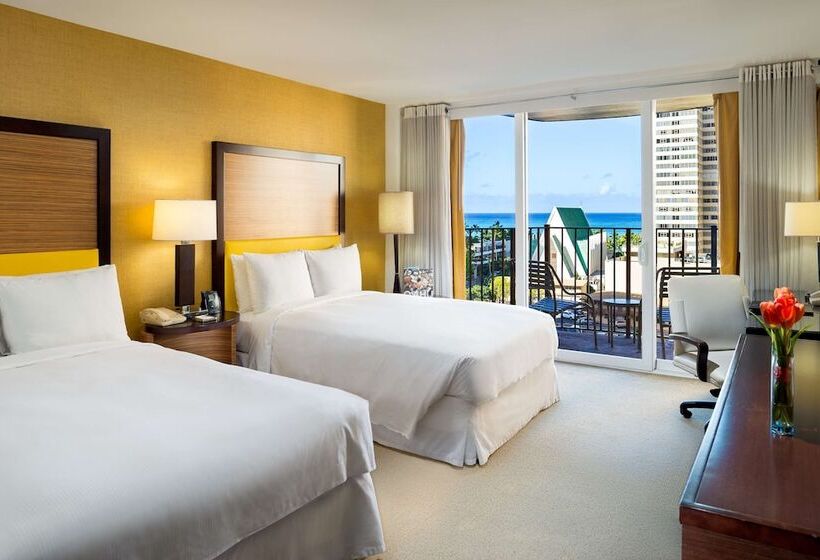 חדר דלוקס מותאם לאנשים עם מוגבלויות, Hilton Waikiki Beach Resort & Spa