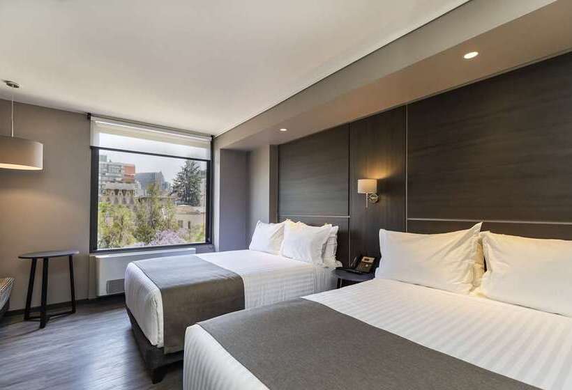 חדר סטנדרט שתי מיטות זוגיות, Hilton Waikiki Beach Resort & Spa