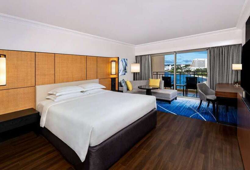 Номер Deluxe с Видом, Hilton Waikiki Beach Resort & Spa