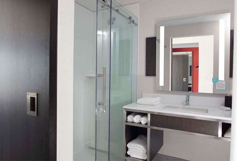 חדר פרמיום, Hilton Waikiki Beach Resort & Spa