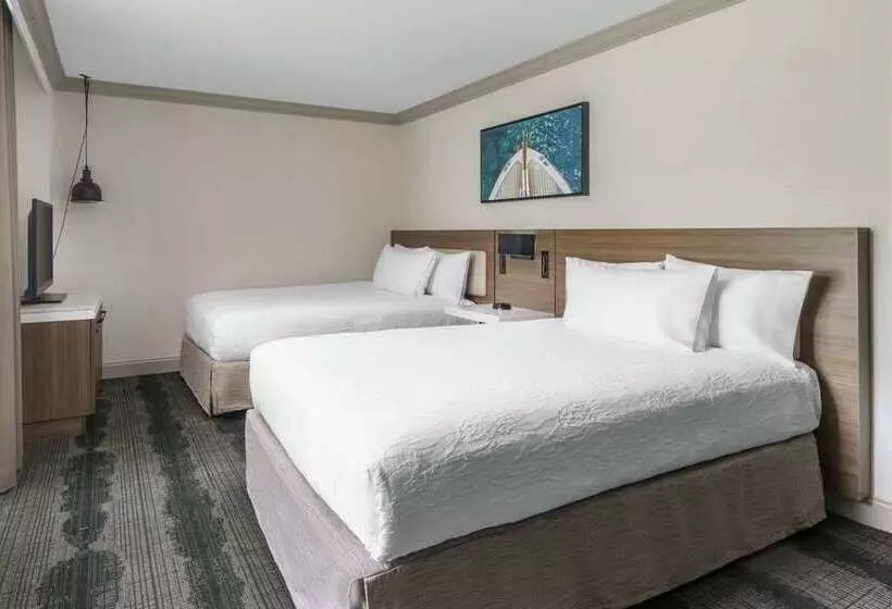 اتاق استاندارد با چشمانداز شهر, Hilton Waikiki Beach Resort & Spa