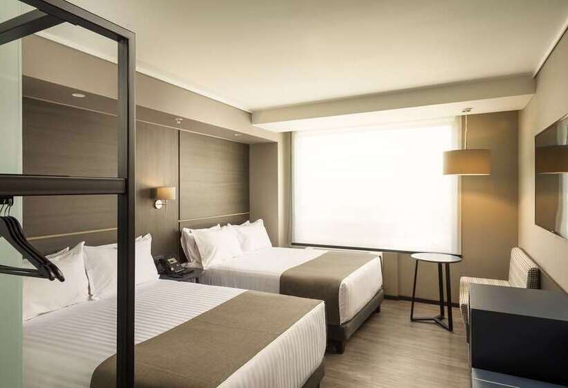 חדר סטנדרט שתי מיטות זוגיות, Hilton Waikiki Beach Resort & Spa