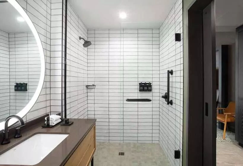 اتاق پرمیوم, Hilton Waikiki Beach Resort & Spa