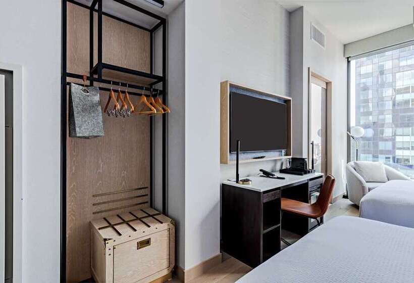 חדר סטנדרט נוף לעיר, Hilton Waikiki Beach Resort & Spa