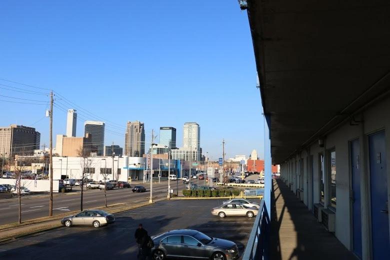 스탠다드 룸 더블 침대 2개, Kings Inn Civic Center/uab