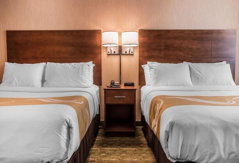 غرفه قياسيه سريرين مزدوجين, Quality Inn