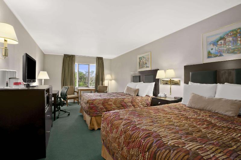 스탠다드 룸, Ramada By Wyndham Washington