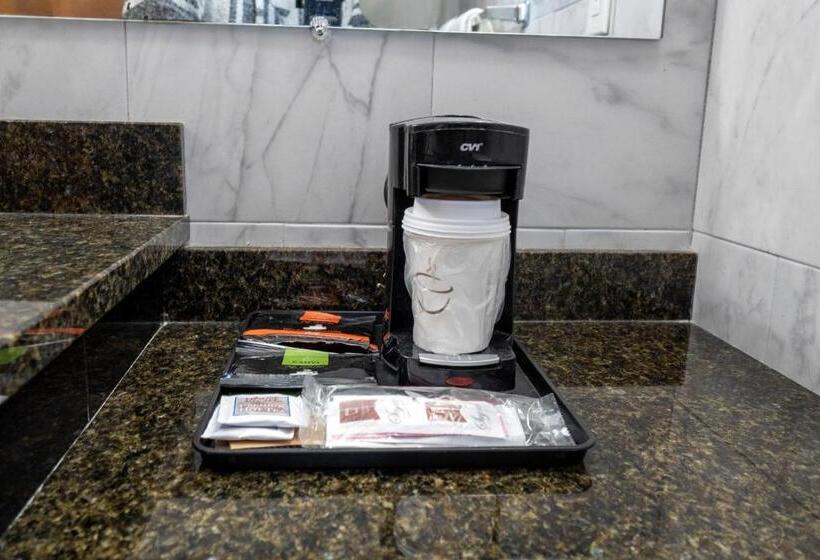 Номер Deluxe Кровать Кинг, Red Roof Inn Fulton