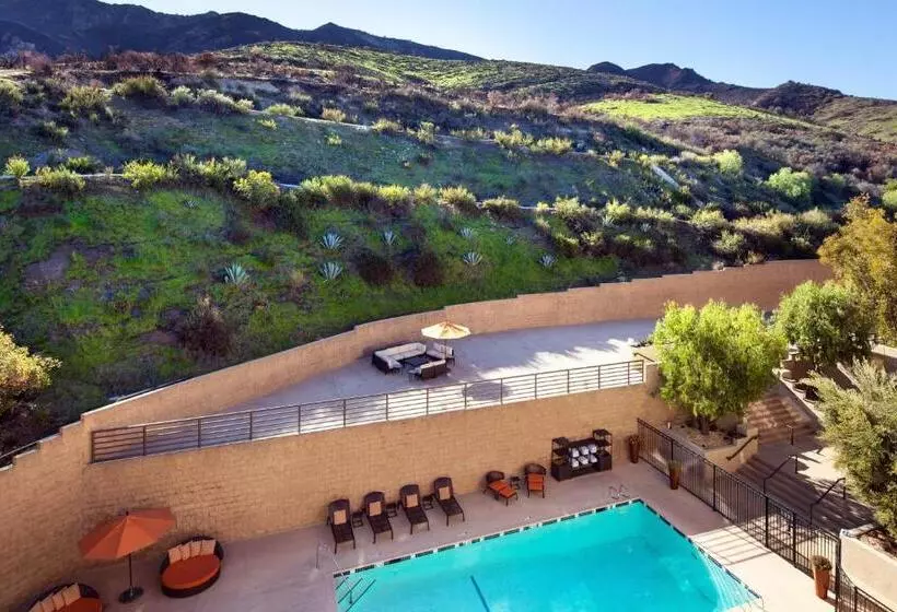 اتاق استاندارد با تخت بزرگ, Sheraton Agoura Hills