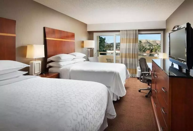اتاق کلاب, Sheraton Agoura Hills