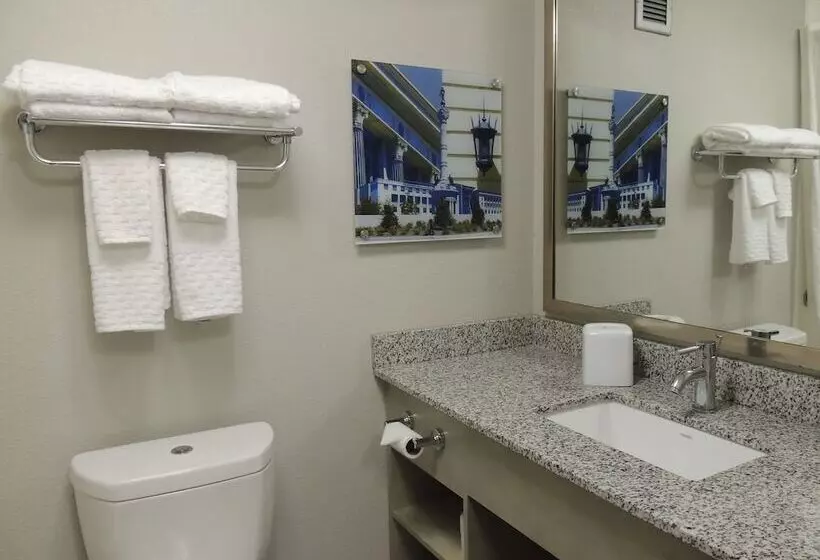 2ダブルベッドのスタンダードルーム, Best Western Plus Clarks Summit Scranton