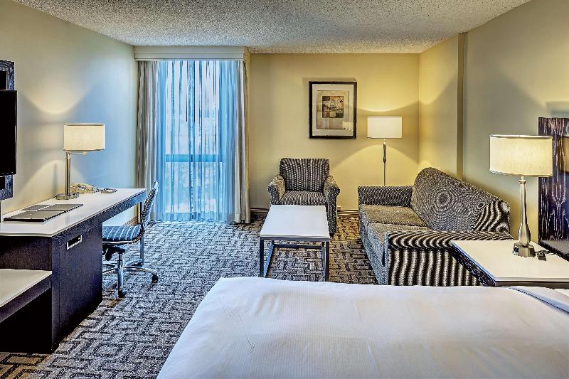 غرفة قياسية سرير كينج, Hilton Sacramento Arden West