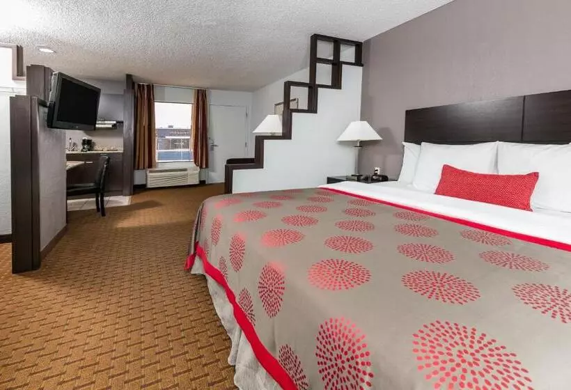キングサイズベッドのスイートルーム, Ramada By Wyndham El Paso